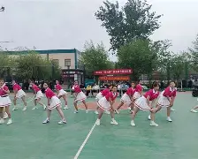 篮球比赛竟现冷门，新晋强队表现不俗！(篮球比赛阵容分析)