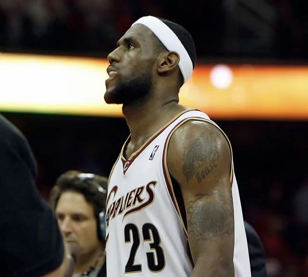 射手新星成球队得分王，助球队取胜(新秀射手)